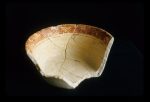 MSJ2A-5-6-15/motul:281 || Gabeta 8. Interior. Outcurved dish/bowl.